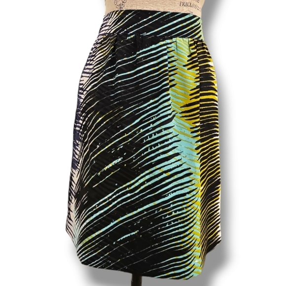 LOFT Dresses & Skirts - Ann Taylor Loft Multicolored Printed Mini Skirt -Size 14